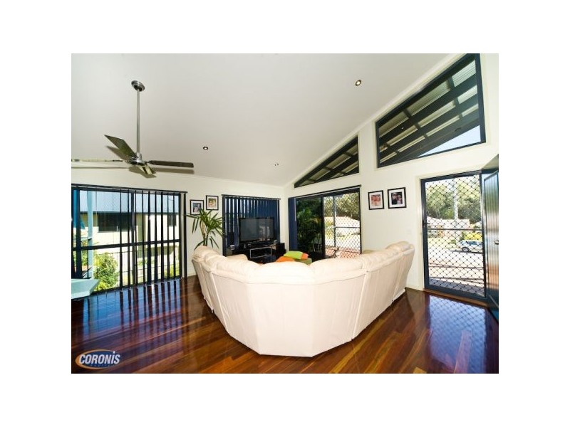 5 St Smith Road, Beachmere QLD 4510