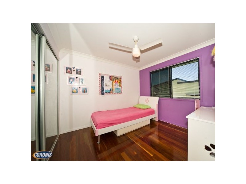 5 St Smith Road, Beachmere QLD 4510