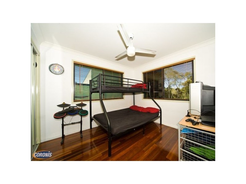 5 St Smith Road, Beachmere QLD 4510