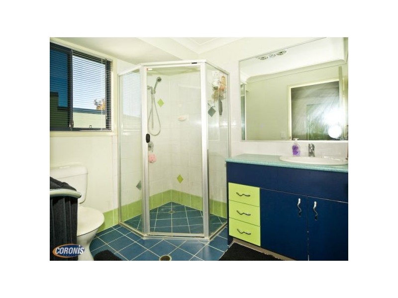 5 St Smith Road, Beachmere QLD 4510