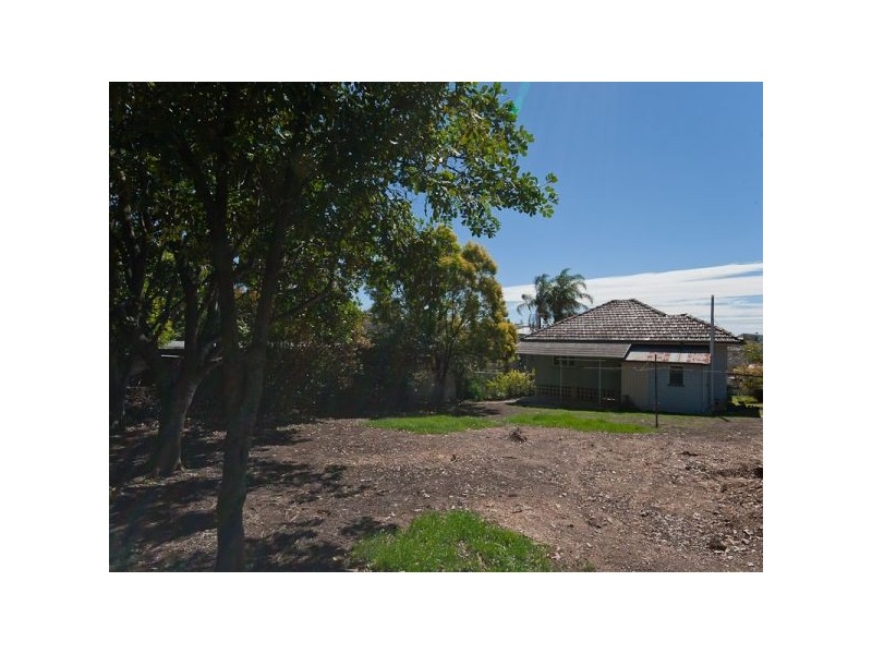 60 Moore Street, Morningside QLD 4170