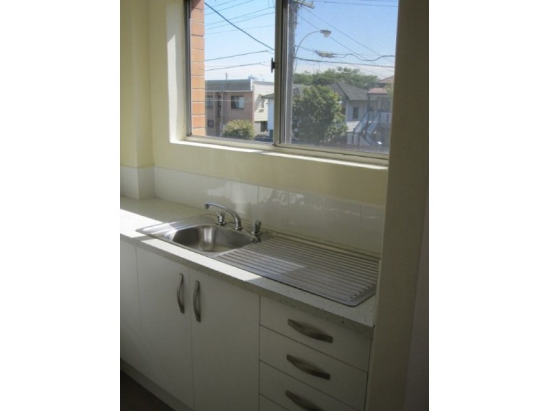 1/25 Ellis Street, Greenslopes QLD 4120