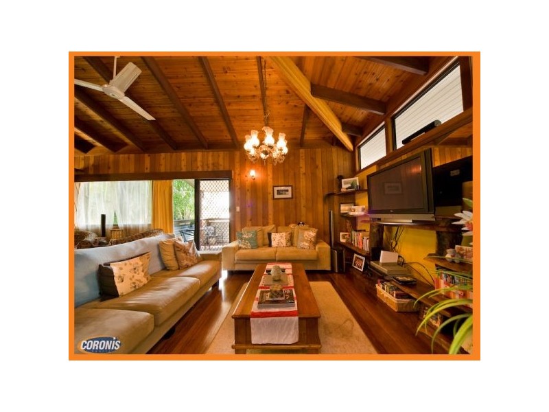 95 Nursery Road, Holland Park West QLD 4121