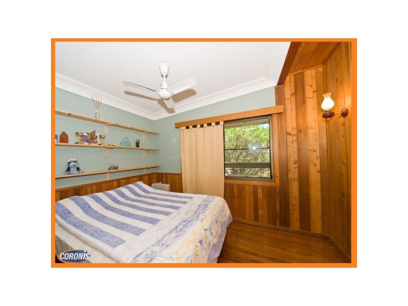 95 Nursery Road, Holland Park West QLD 4121