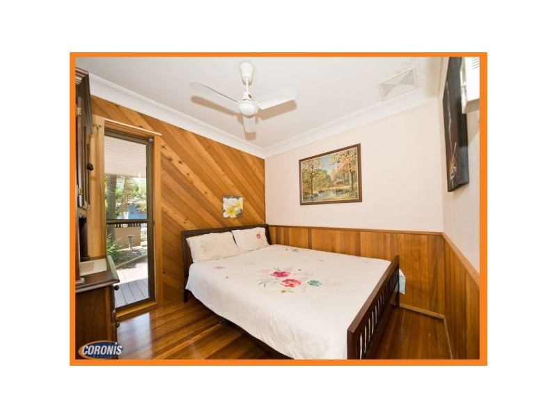 95 Nursery Road, Holland Park West QLD 4121