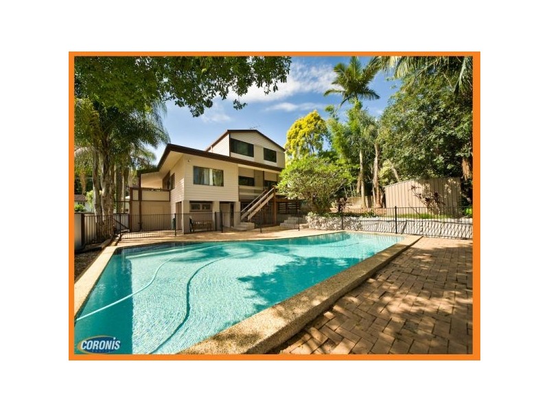 95 Nursery Road, Holland Park West QLD 4121