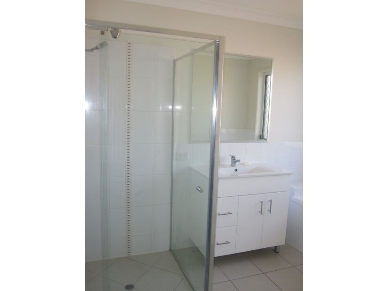 18 Lawrie Court, Caboolture QLD 4510