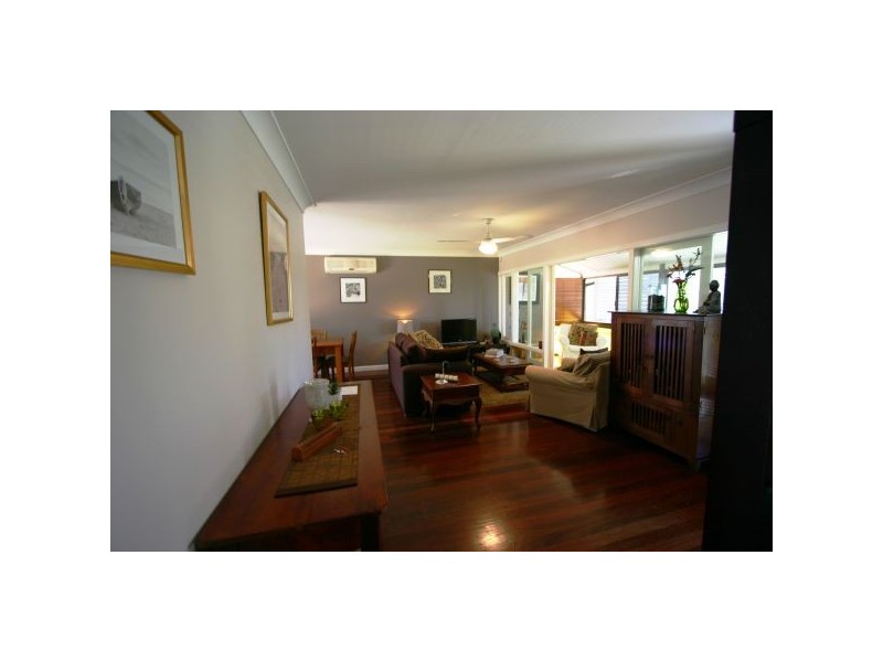 69 Chuter Street, Stafford Heights QLD 4053