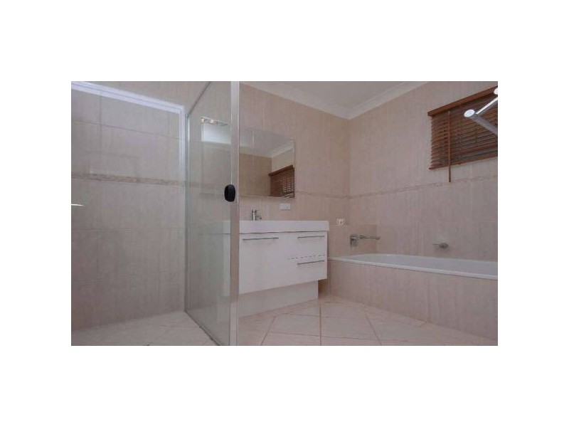 69 Chuter Street, Stafford Heights QLD 4053