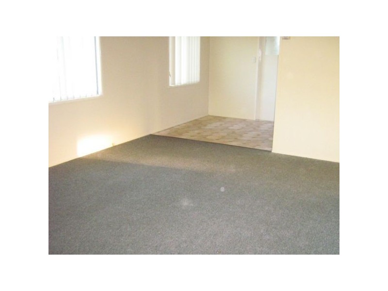 33  Somerset St, Kallangur QLD 4503