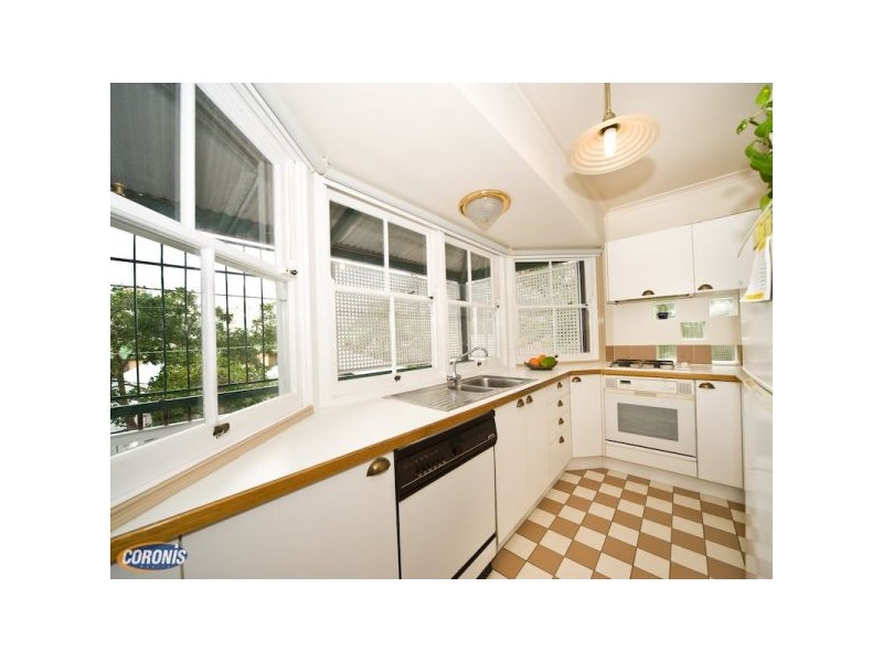 18 Parish Street, Spring Hill QLD 4000