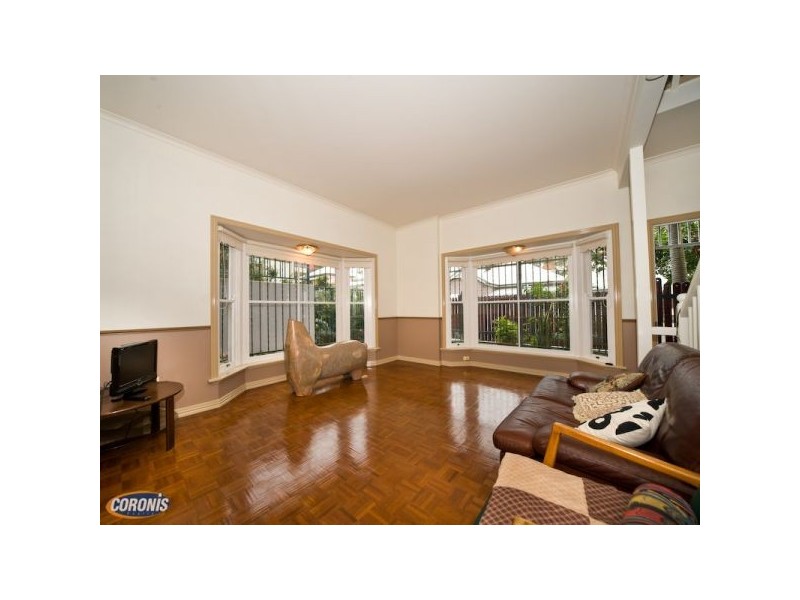 18 Parish Street, Spring Hill QLD 4000
