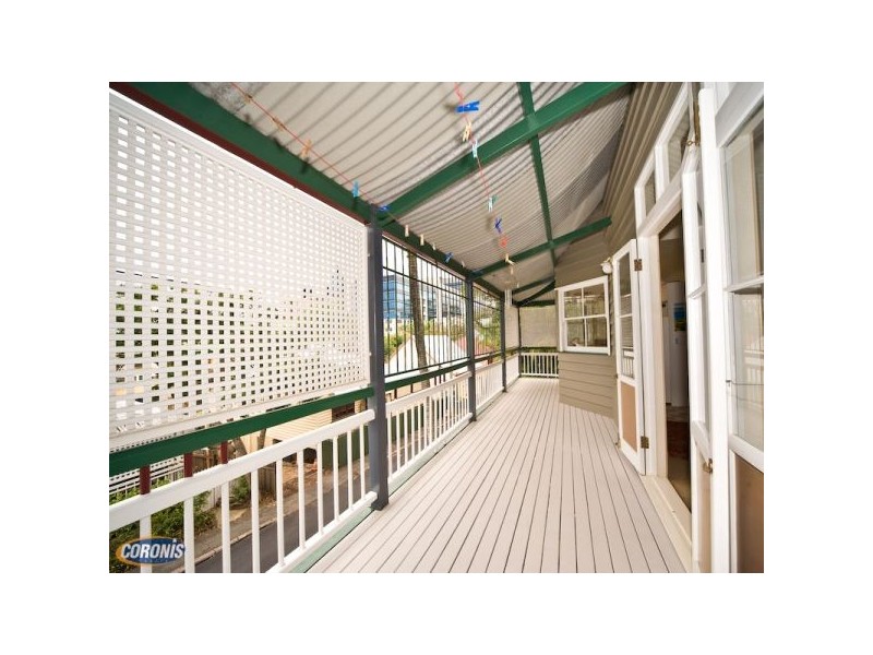 18 Parish Street, Spring Hill QLD 4000