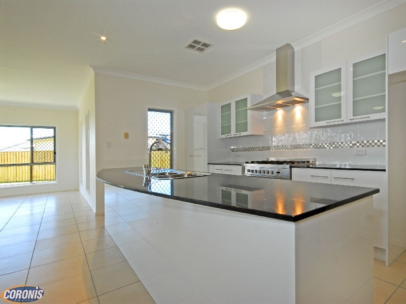 5 Crinum Court, Narangba QLD 4504