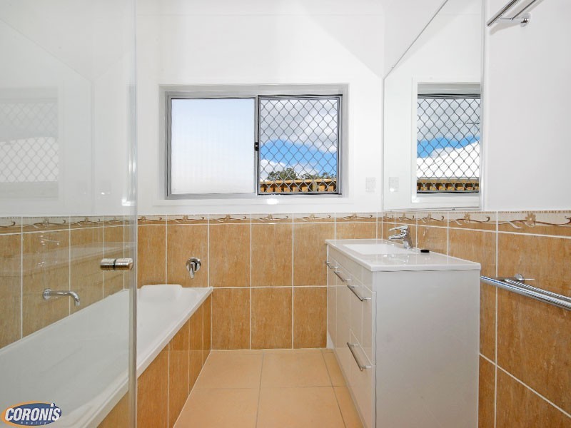 5 Crinum Court, Narangba QLD 4504