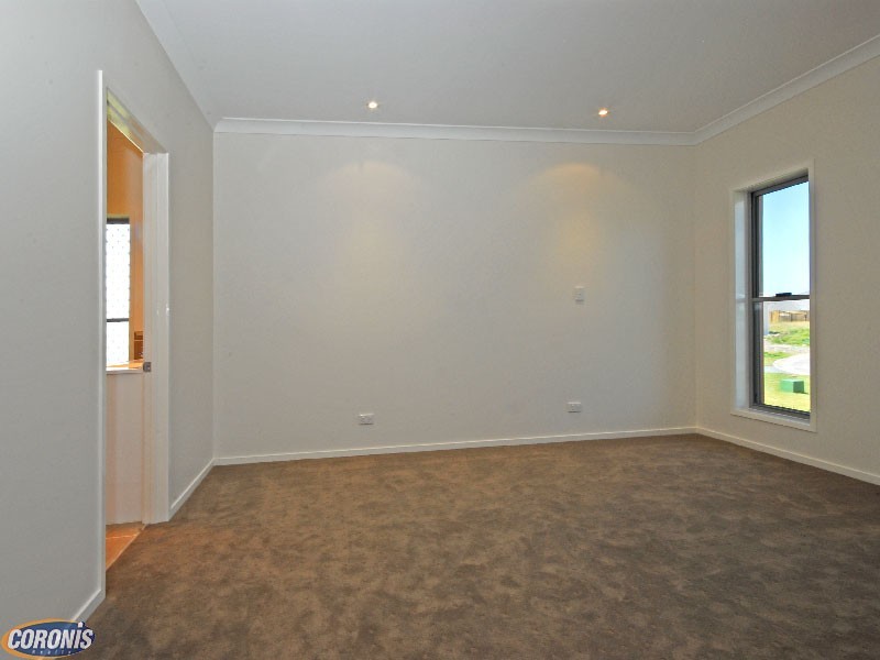 5 Crinum Court, Narangba QLD 4504