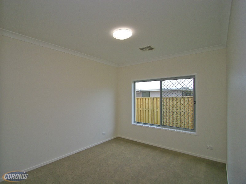 5 Crinum Court, Narangba QLD 4504