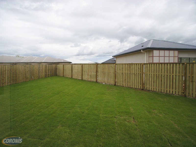 5 Crinum Court, Narangba QLD 4504