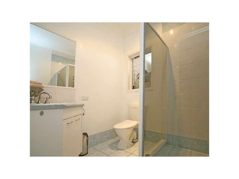 11 Memoire Court, Eatons Hill QLD 4037