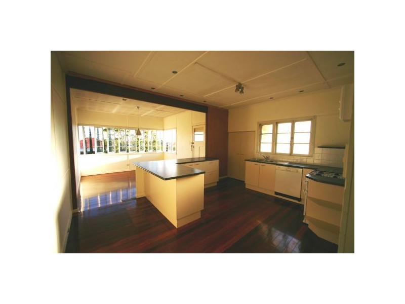 248 Rode Road, Wavell Heights QLD 4012