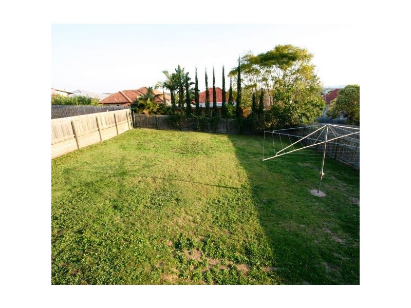 248 Rode Road, Wavell Heights QLD 4012