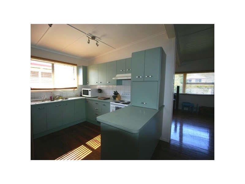 31   Dunne Street, Brighton QLD 4017