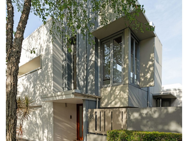 35 Sutherland Avenue, Ascot QLD 4007