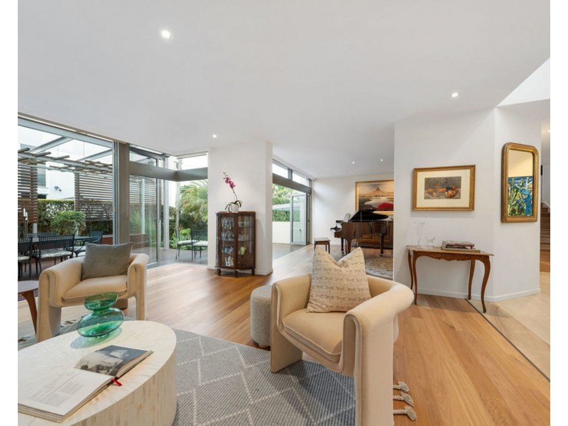 35 Sutherland Avenue, Ascot QLD 4007