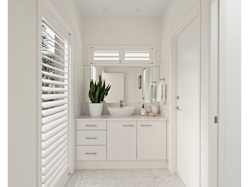 35 Sutherland Avenue, Ascot QLD 4007