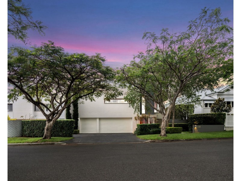 35 Sutherland Avenue, Ascot QLD 4007