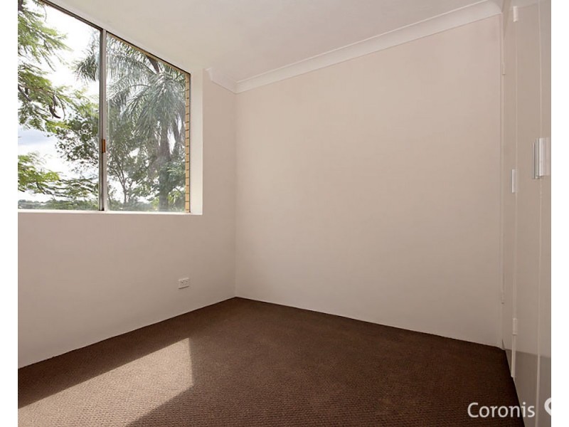 2/598 South Pine Road, Everton Park QLD 4053