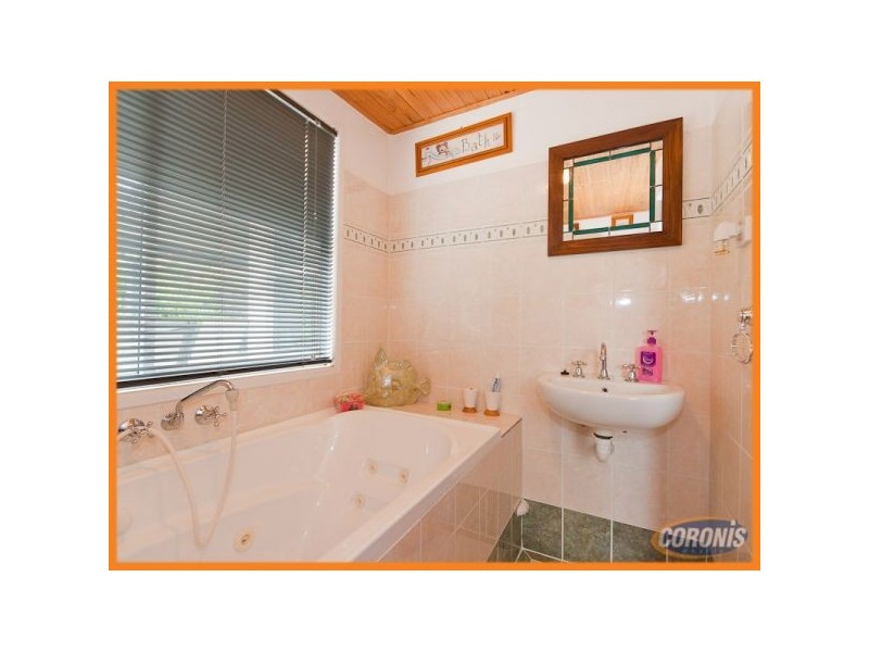 Ferny Hills QLD 4055