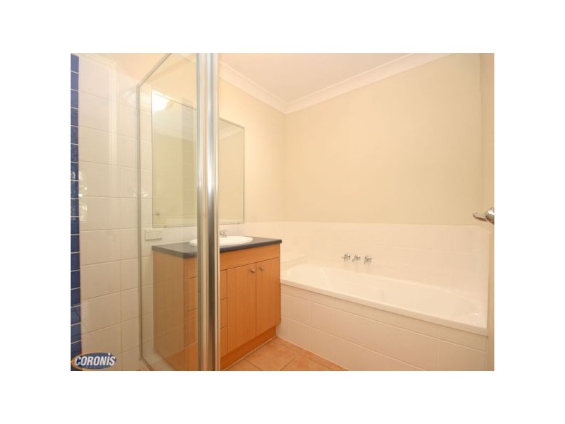 Rothwell QLD 4022