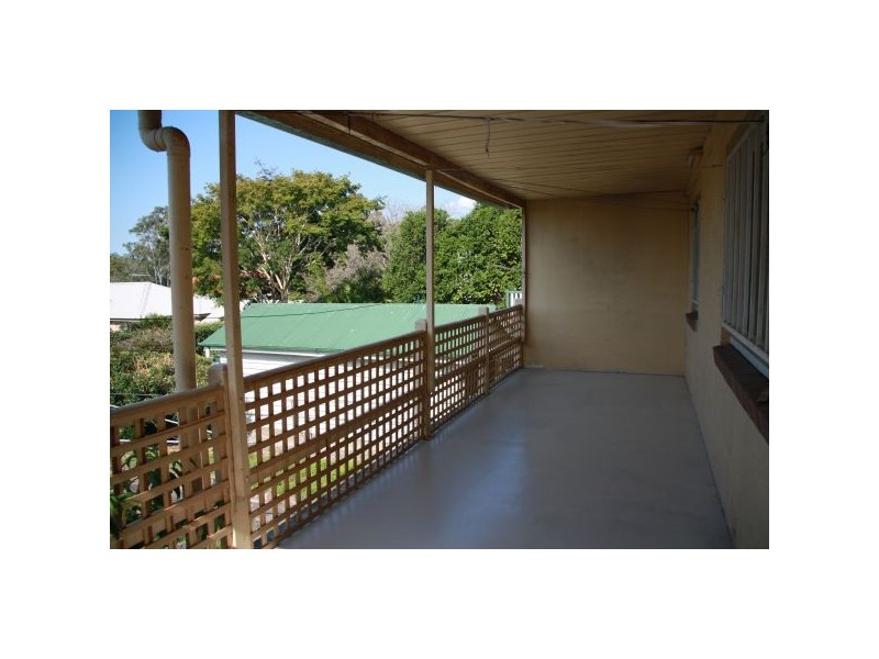 374 Cavendish Road, Coorparoo QLD 4151