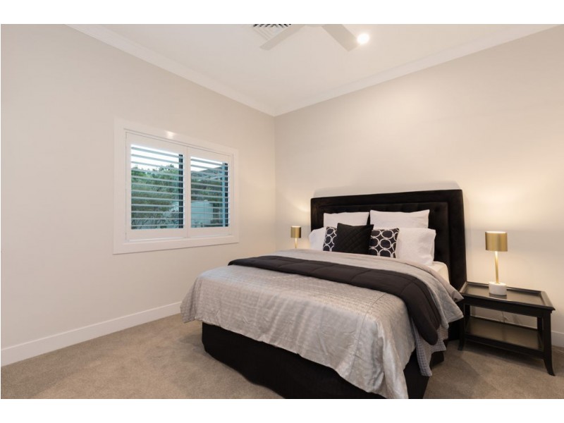 29 Anthony Street, Hamilton QLD 4007