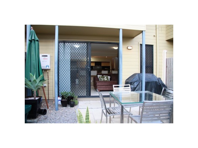 4/24 Arthur Terrace, Red Hill QLD 4059