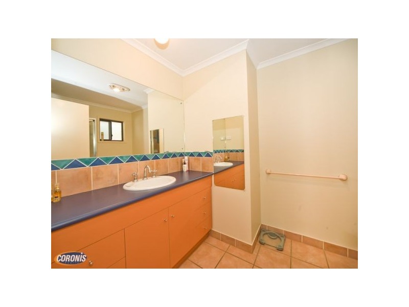 Eatons Hill QLD 4037