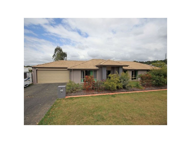 2 Brimstone Court, Kallangur QLD 4503