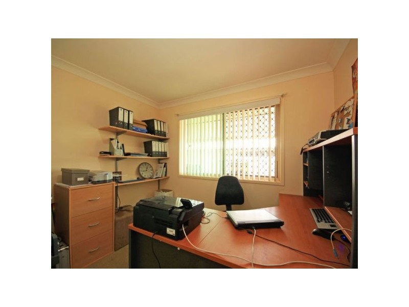 2 Brimstone Court, Kallangur QLD 4503