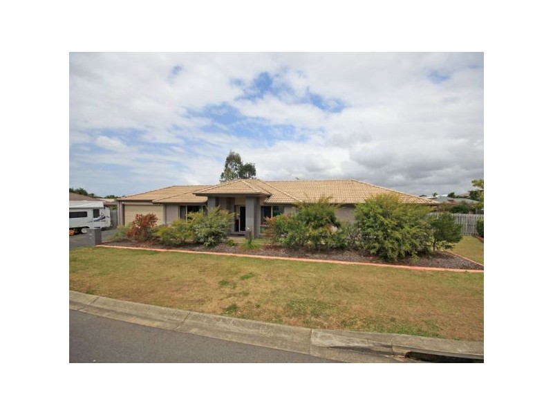 2 Brimstone Court, Kallangur QLD 4503