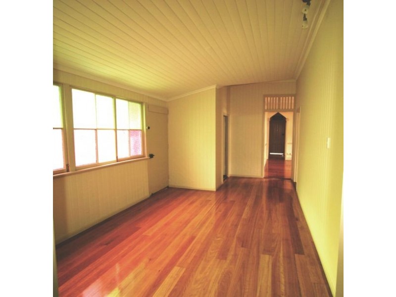 52 Inwood Street, Wooloowin QLD 4030