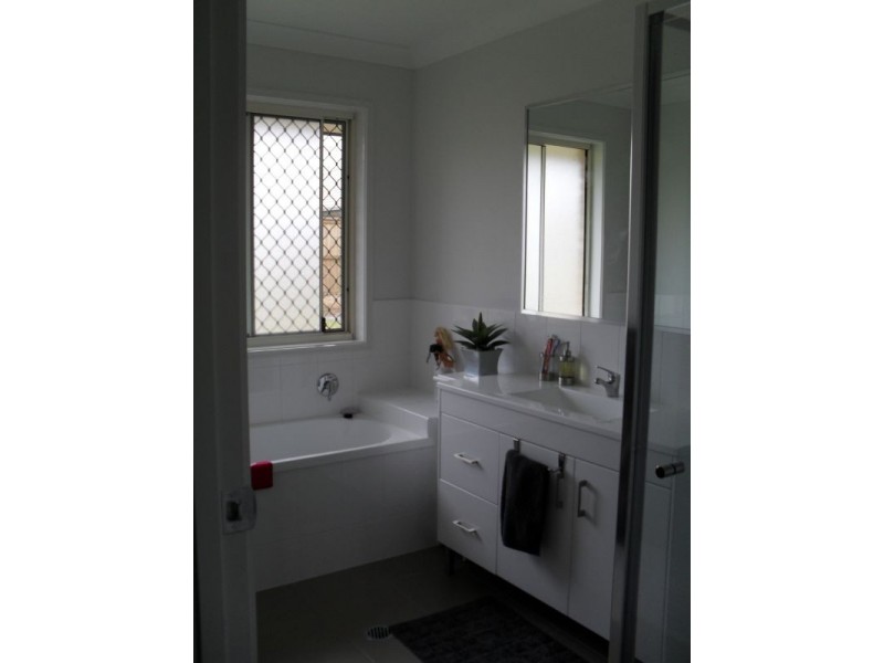 11 Cycad Drive, Upper Caboolture QLD 4510