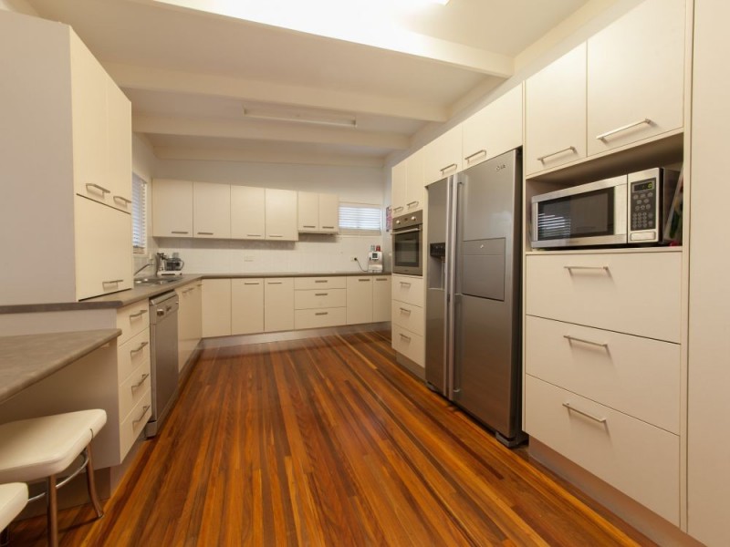 223 Bunya Road, Arana Hills QLD 4054