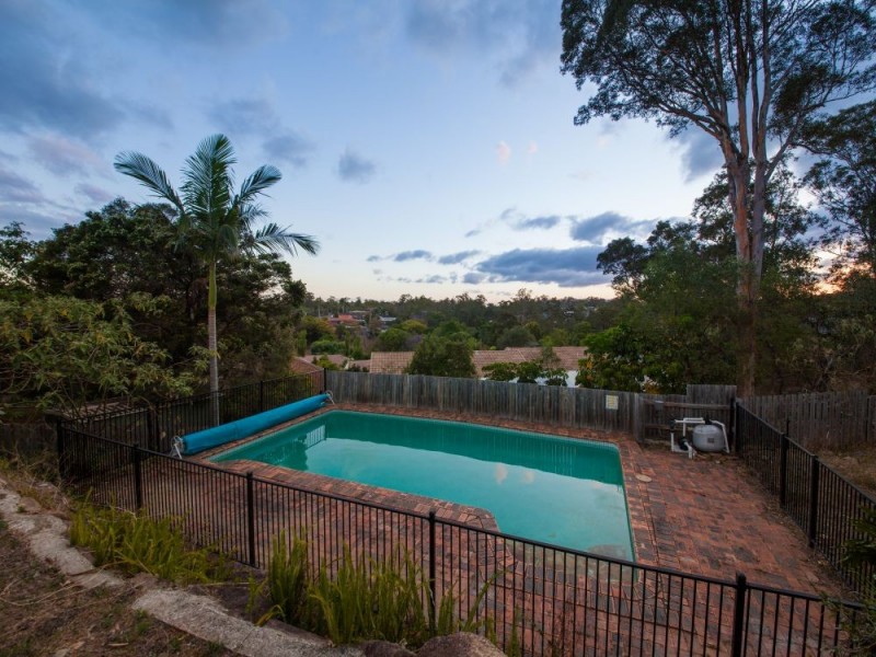 223 Bunya Road, Arana Hills QLD 4054