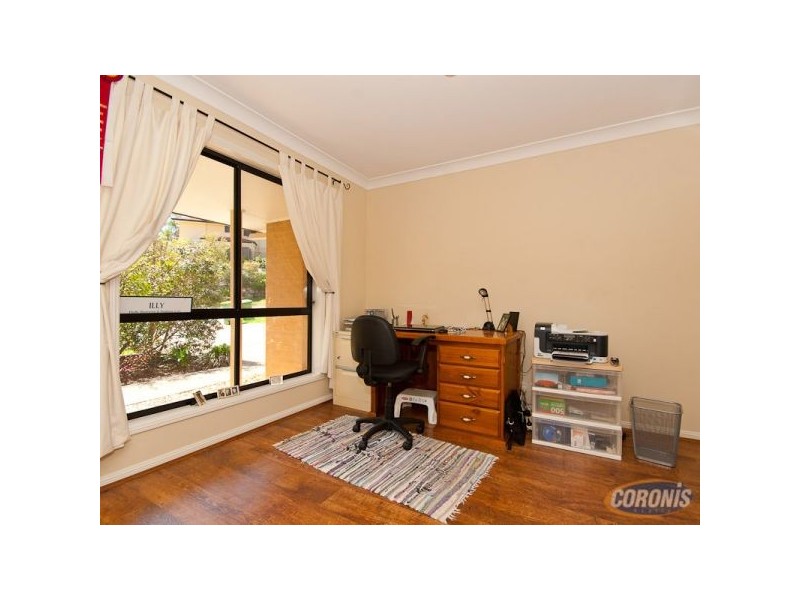 16 Bunyaville Close, Arana Hills QLD 4054