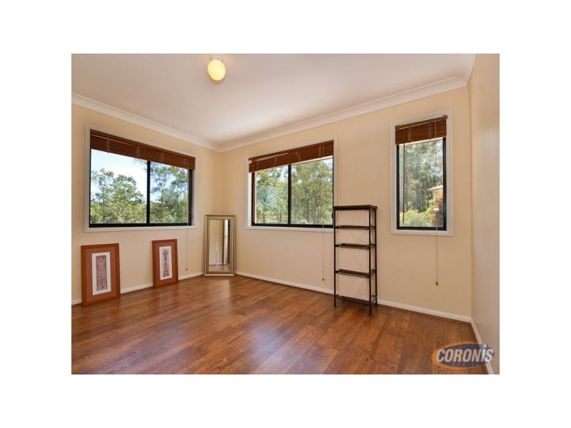 16 Bunyaville Close, Arana Hills QLD 4054