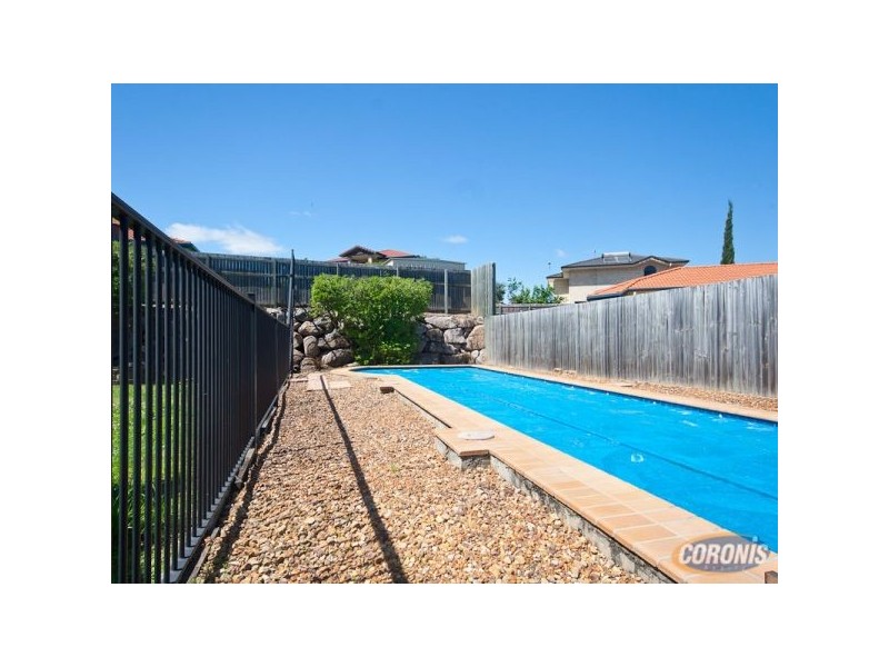 16 Bunyaville Close, Arana Hills QLD 4054