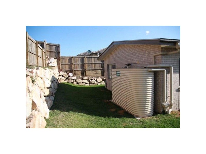 3 Somerset Terrace, Holmview QLD 4207