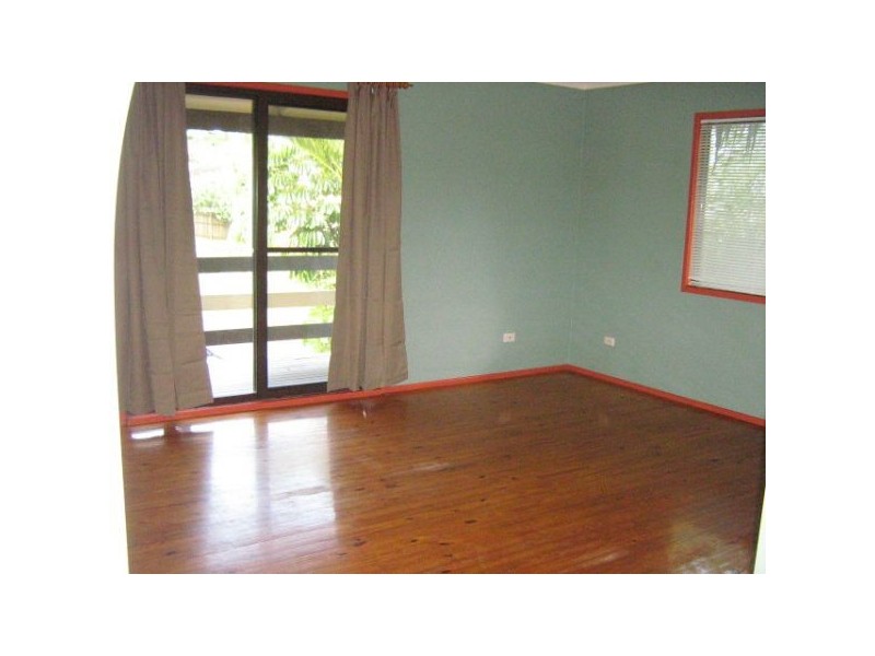 9  Loowa St, Kallangur QLD 4503