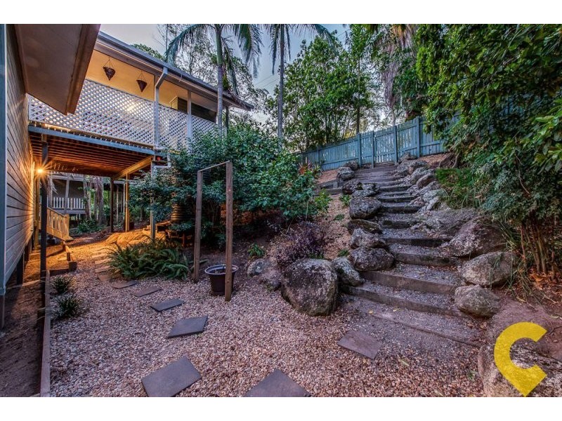 261 Bunya Road, Arana Hills QLD 4054